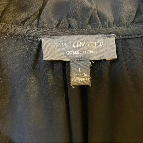 The Limited Black Cold Shoulder Top Size‎ L - Picture 2 of 10
